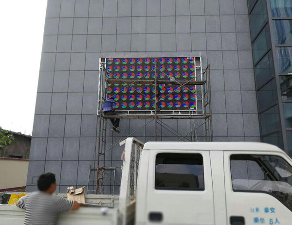 LED顯示屏如何維護(hù)？使用過(guò)程中如何保養(yǎng)？